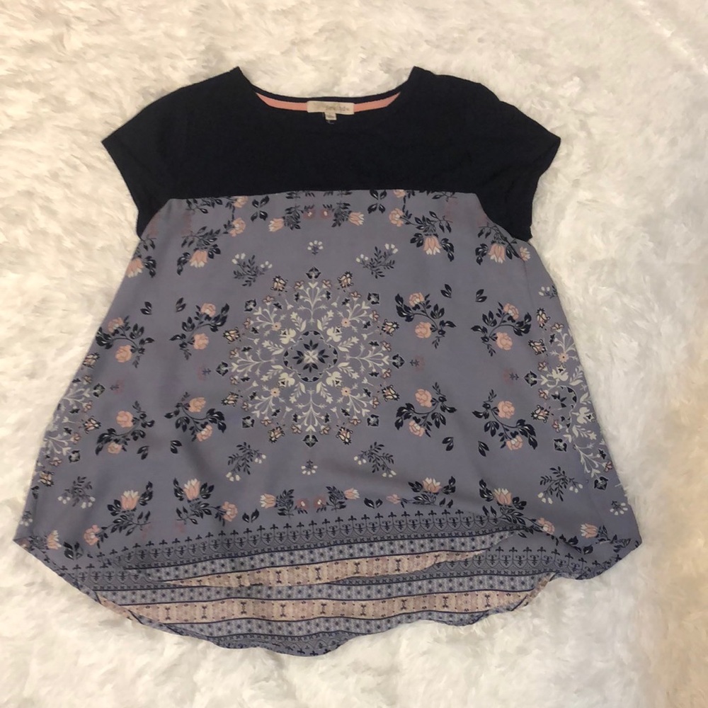 Blue Patterned Flowy Top